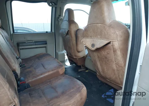 2008 Ford F-350 z USA, uszkodzony, nr VIN 1FTWW31Y58EB17229